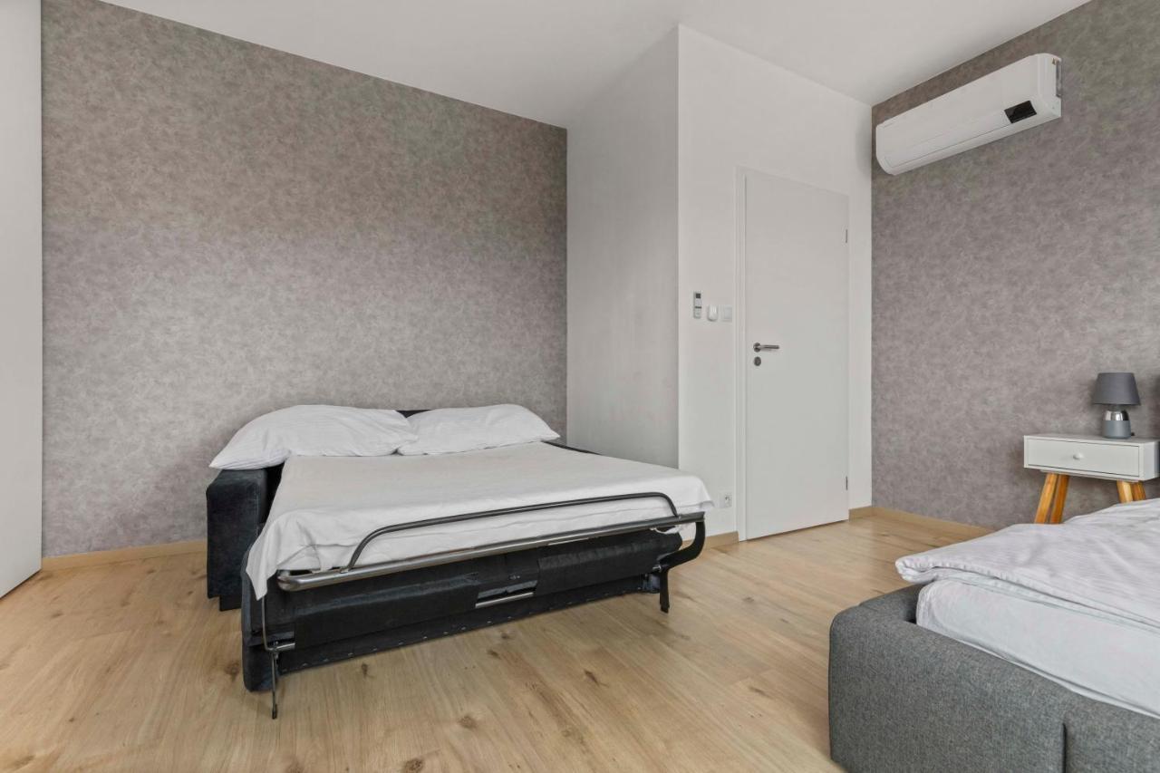 Lam Premiere - Ac - Awesome View In Bratislava Apartamento Exterior foto